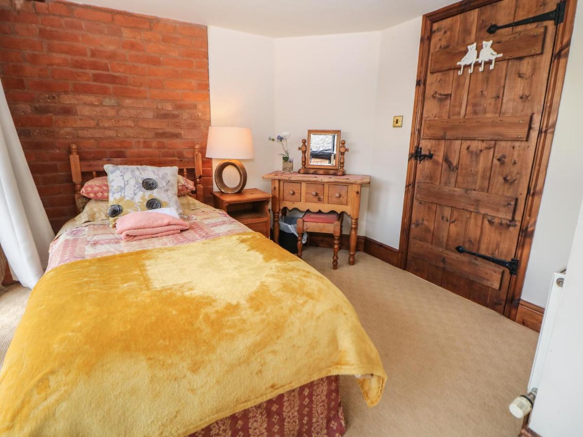 The Haybarn Villa Lichfield Luaran gambar