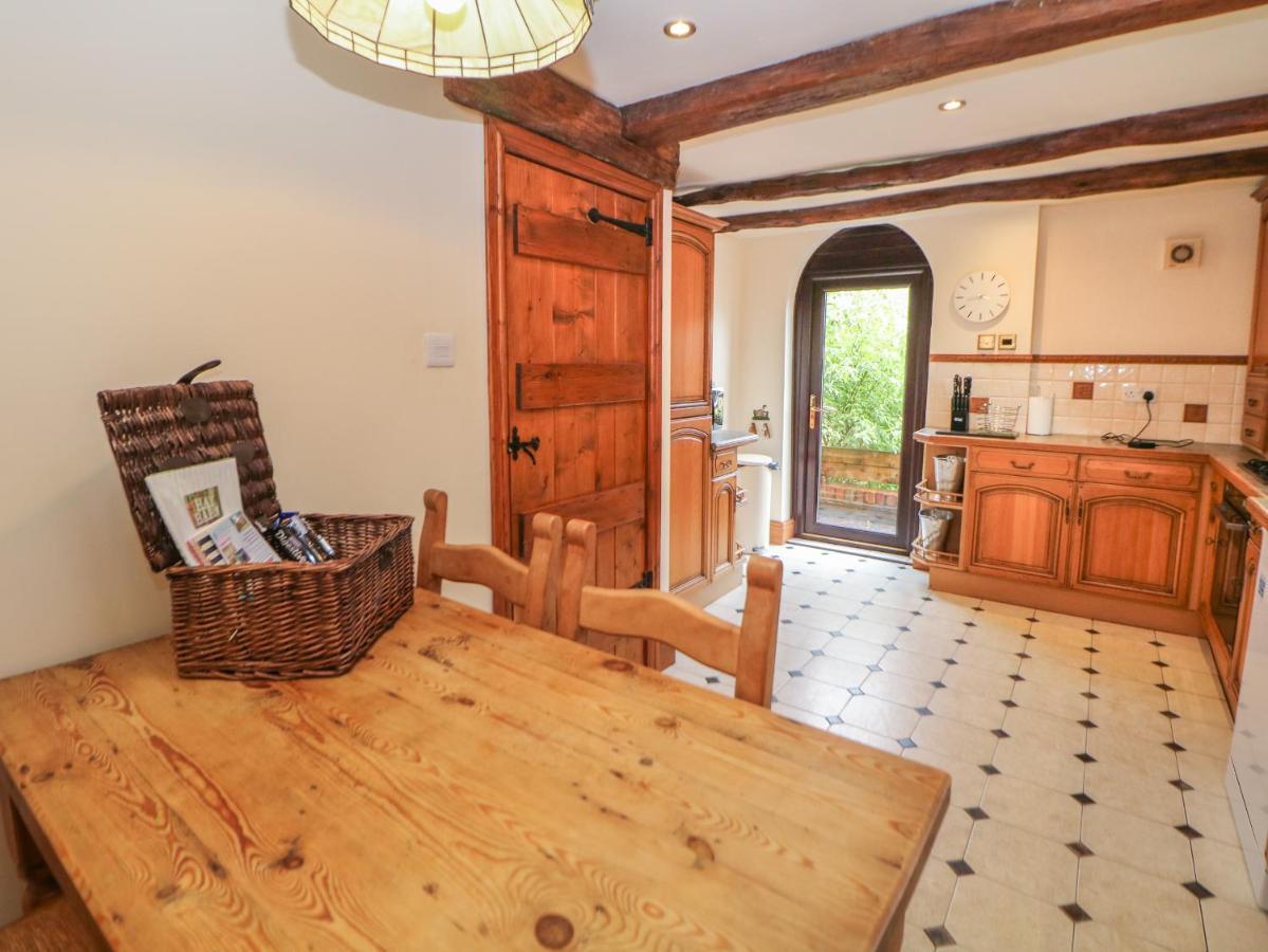 The Haybarn Villa Lichfield Luaran gambar