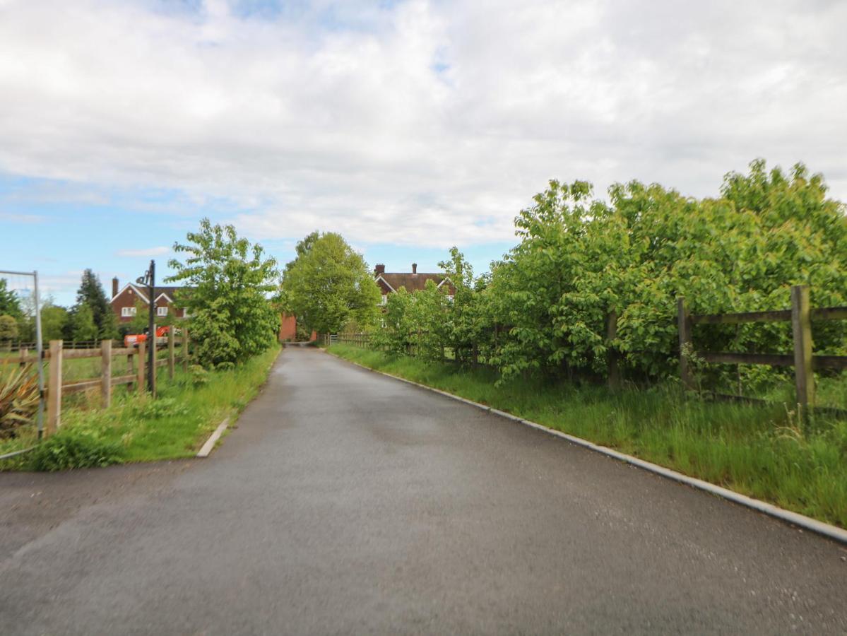 The Haybarn Villa Lichfield Luaran gambar